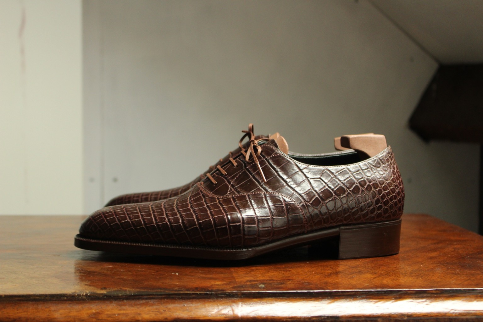 Exotic leather bespoke shoes